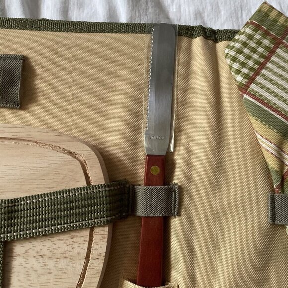 Outdoor Picnic Knife & Board Set By Waterford With Plaid Napkins & Canvas Case - Picture 4 of 9